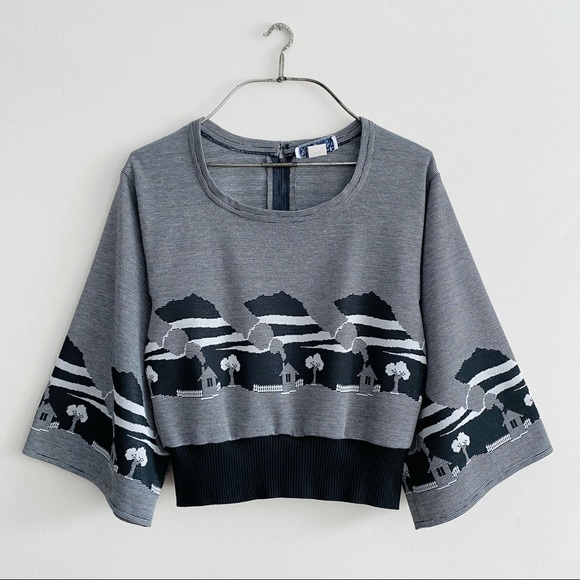 Vintage Tops - Vintage 70s Applause Rave Reviews Wide Sleeve Crop Novelty Print Black Blouse